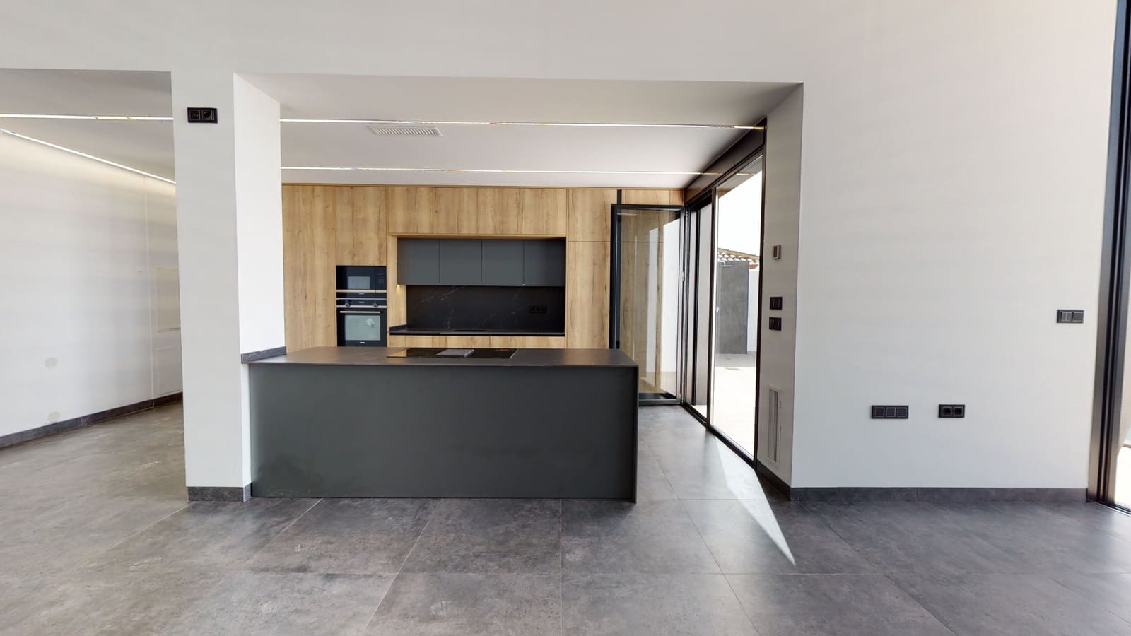 3 soveværelse Villa til salg i Villamartin med swimmingpool - € 799.000 (Ref: 7418899)