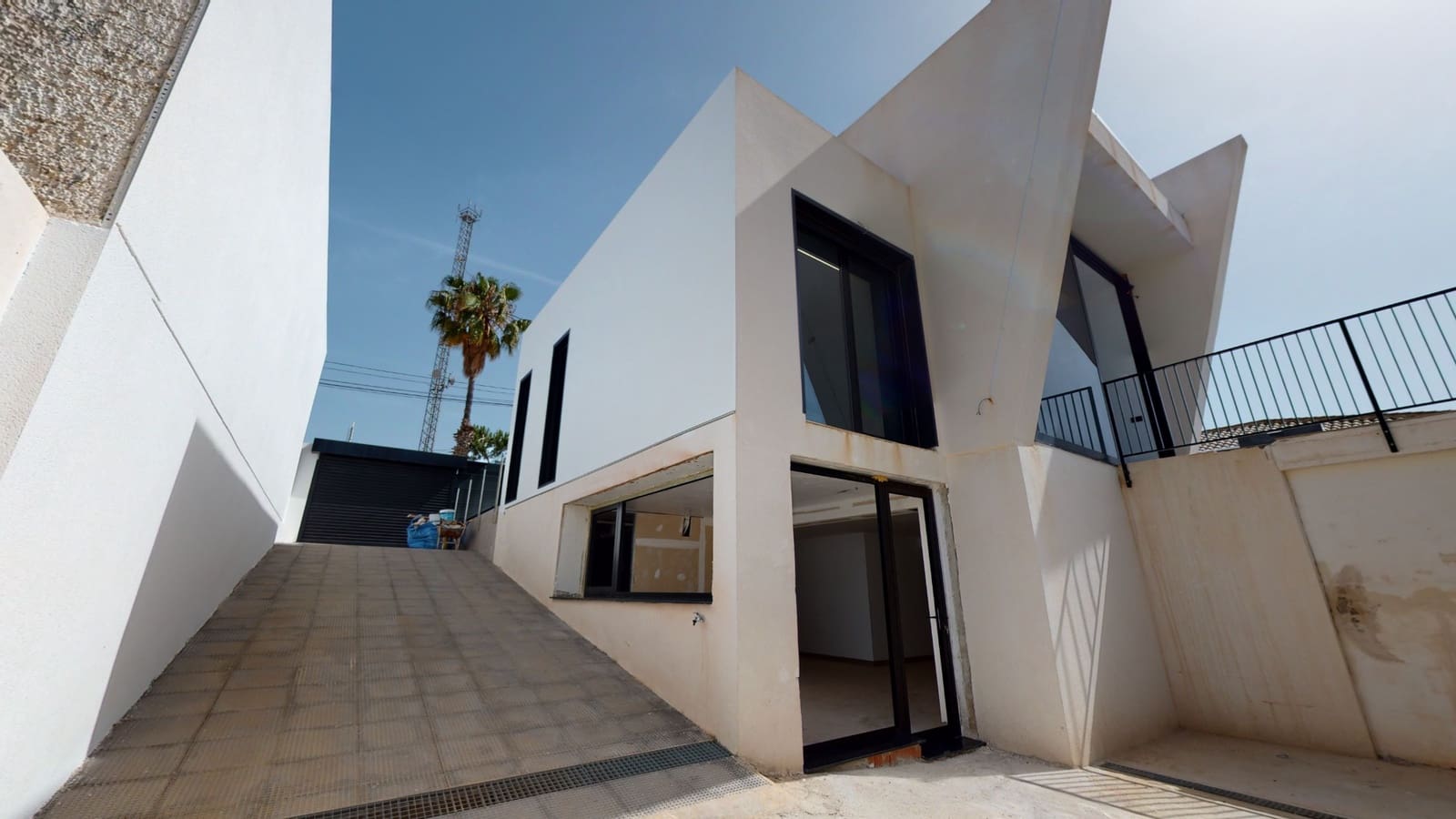 3 soveværelse Villa til salg i Villamartin med swimmingpool - € 799.000 (Ref: 7418899)