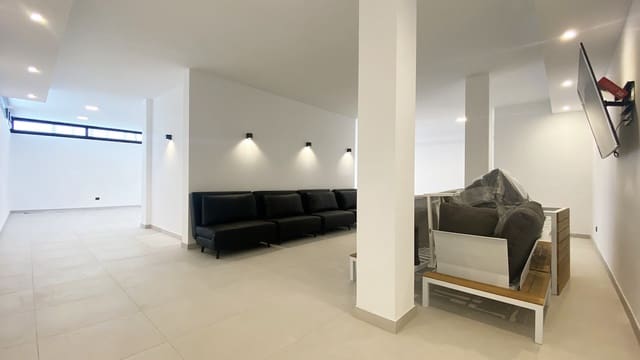 4 soveværelse Villa til salg i Torrevieja med swimmingpool - € 1.595.000 (Ref: 7495944)