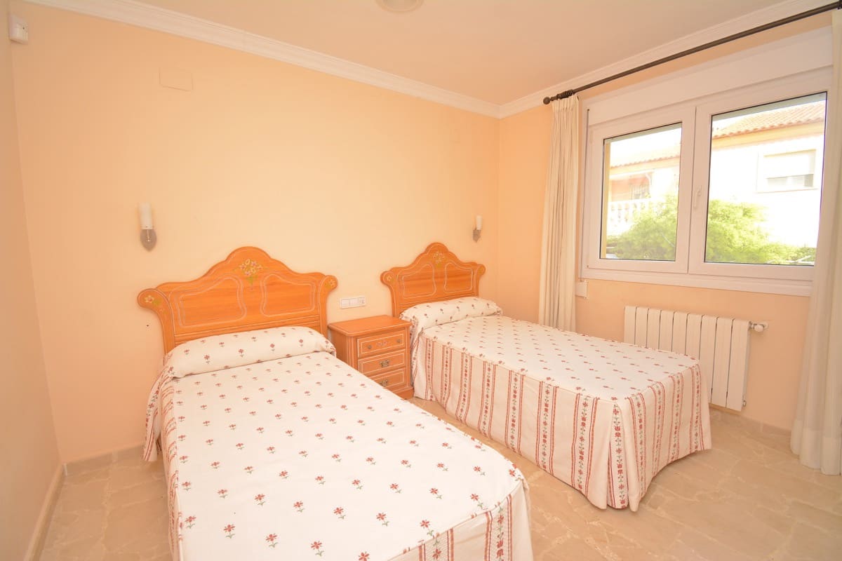 4 sovrum Villa till salu i Denia - 650 000 € (Ref: 7664378)