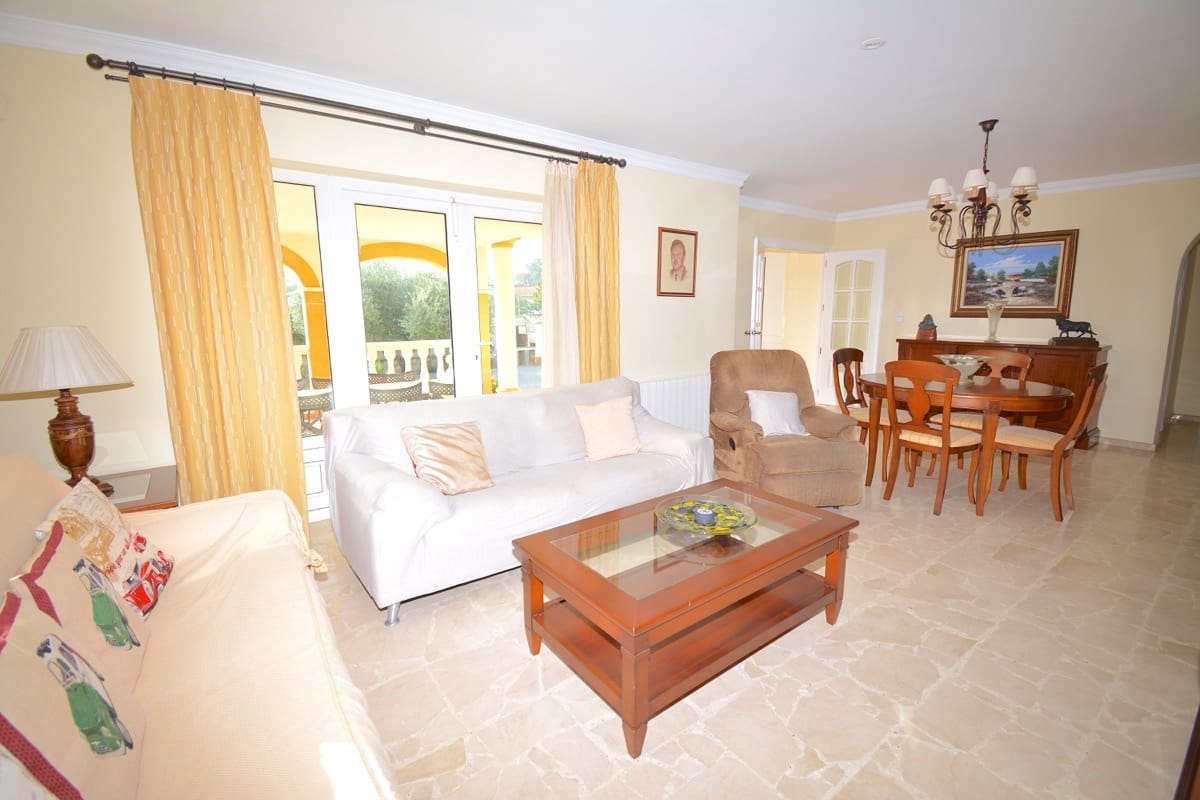 4 sovrum Villa till salu i Denia - 650 000 € (Ref: 7664378)