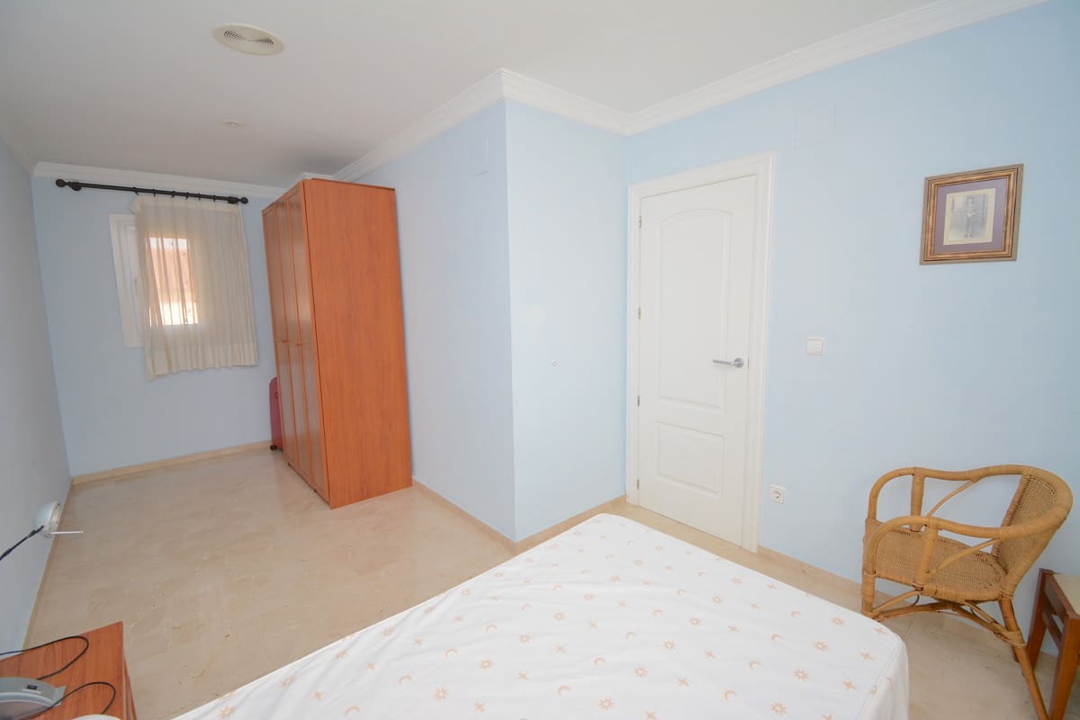 4 sovrum Villa till salu i Denia - 650 000 € (Ref: 7664378)