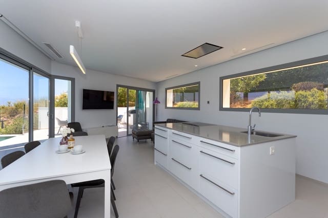 4 quarto Moradia para venda em Javea / Xàbia com piscina - 995 000 € (Ref: 7664444)