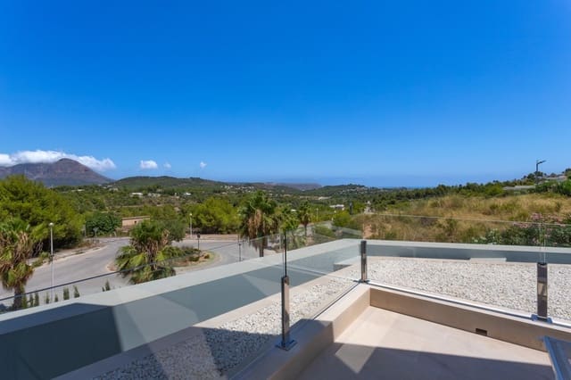 4 quarto Moradia para venda em Javea / Xàbia com piscina - 995 000 € (Ref: 7664444)