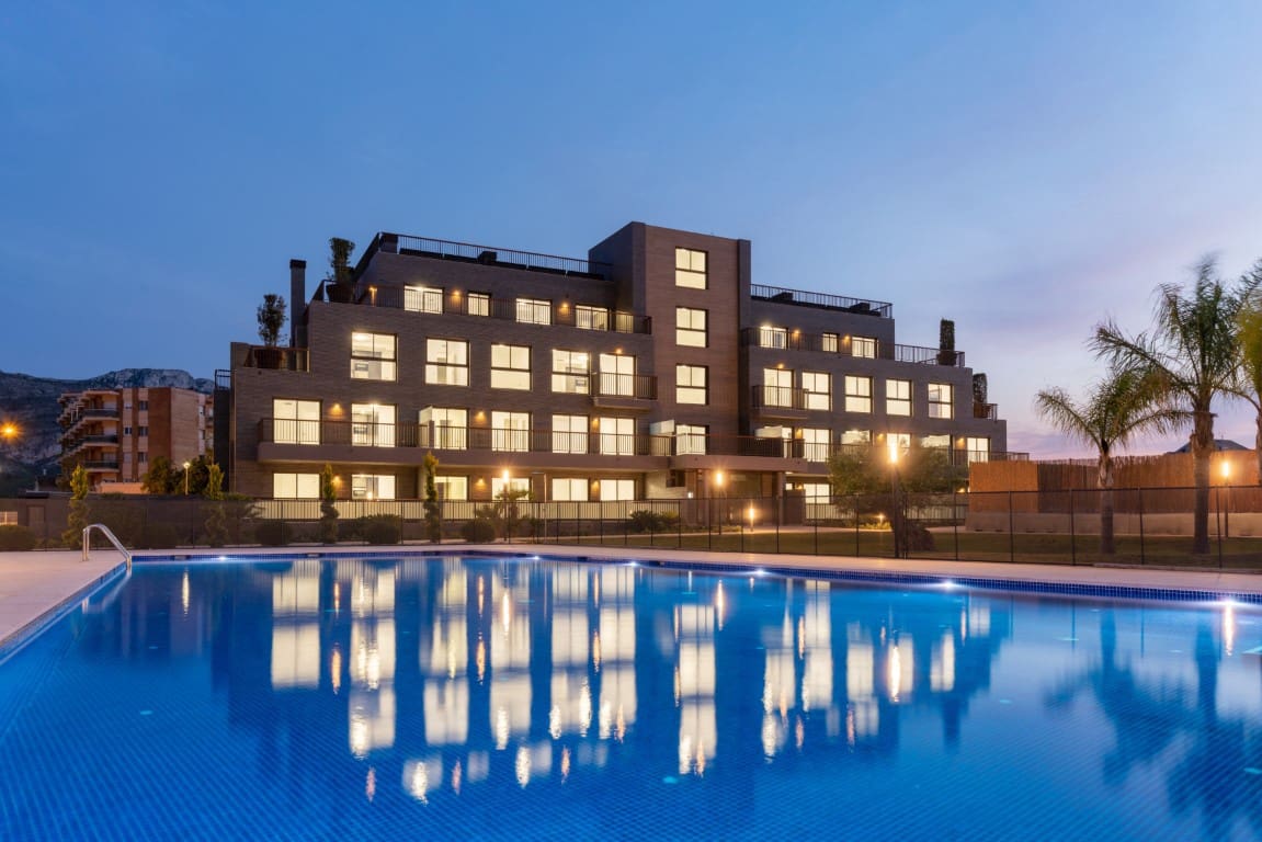 Apartamento de 2 habitaciones en Dénia en venta con piscina - 345.000 € (Ref: 7664528)