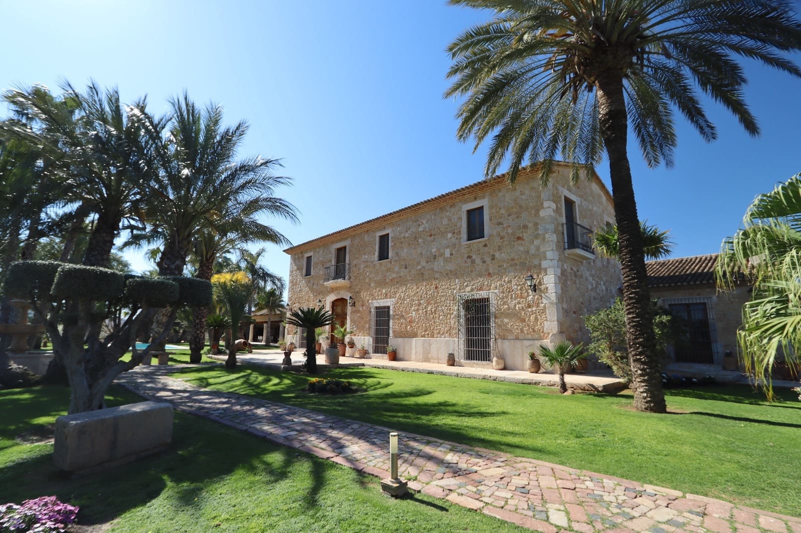 7 sypialnia Finka/Dom wiejski na sprzedaż w Denia z basenem - 2 950 000 € (Ref: 7664583)