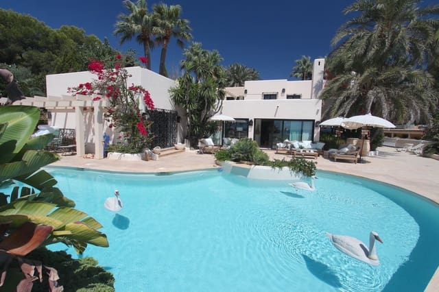 4 slaapkamer Villa te koop in Moraira, Teulada-Moraira met zwembad - € 5.850.000 (Ref: 7664627)