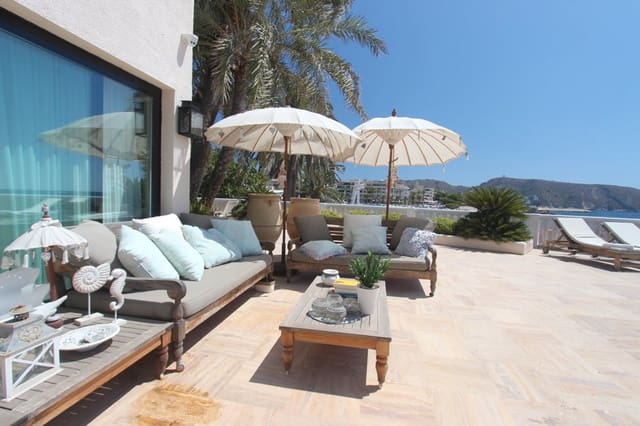 4 slaapkamer Villa te koop in Moraira, Teulada-Moraira met zwembad - € 5.850.000 (Ref: 7664627)