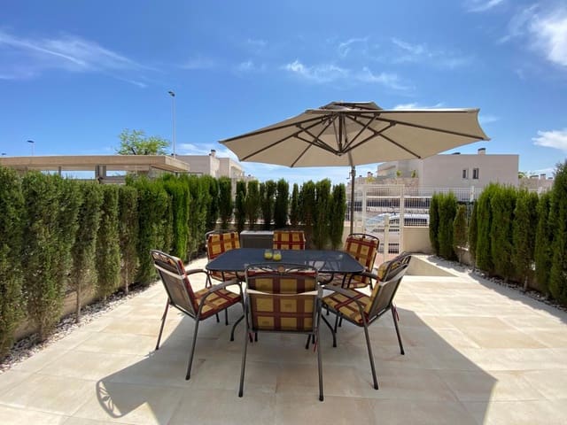   3 soveværelse   ferieSemi-Rækkehus i Parque Acuático - Sector 25, Torrevieja med   swimmingpool  garage  - € 665 (Ref: 7733333)