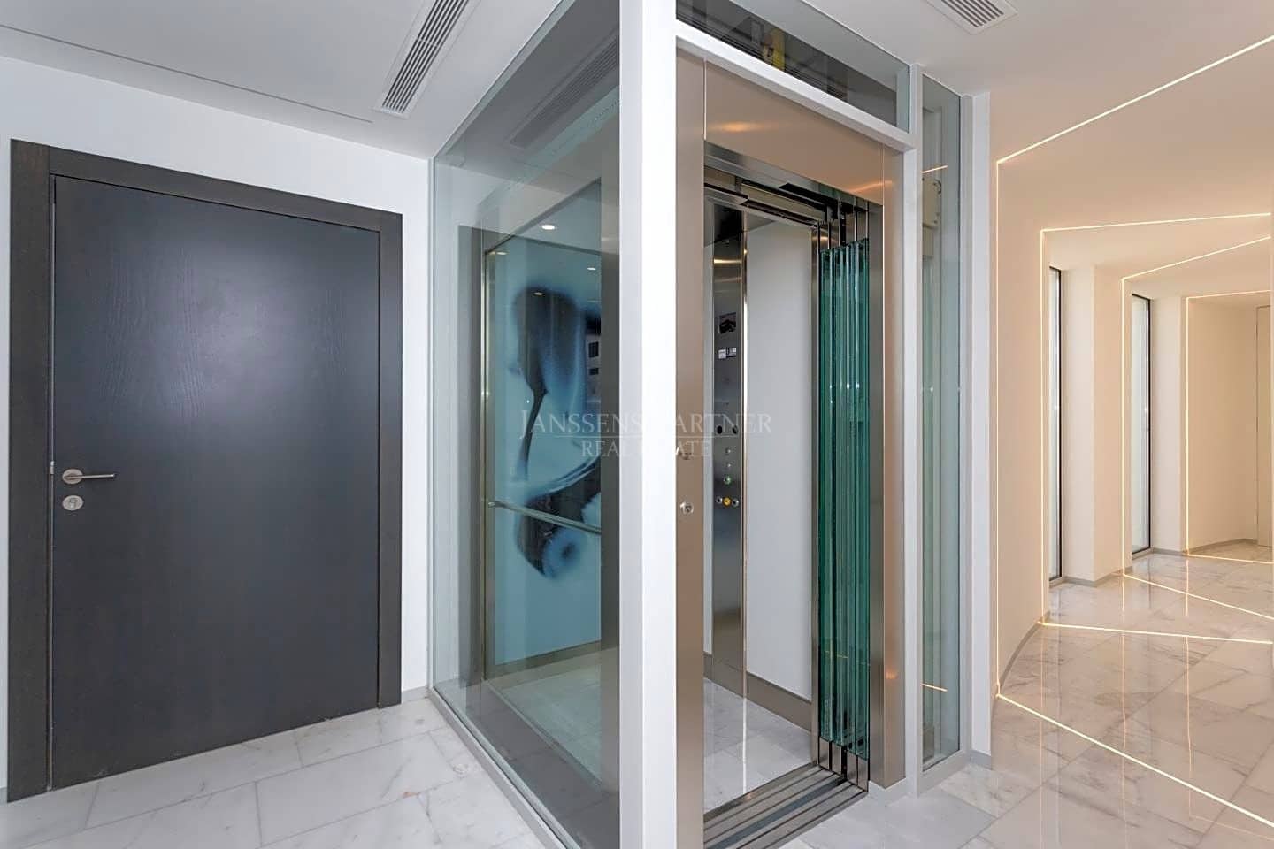 4 soverom Villa til salgs i Javea / Xabia med svømmebasseng - € 2 950 000 (Ref: 7784860)