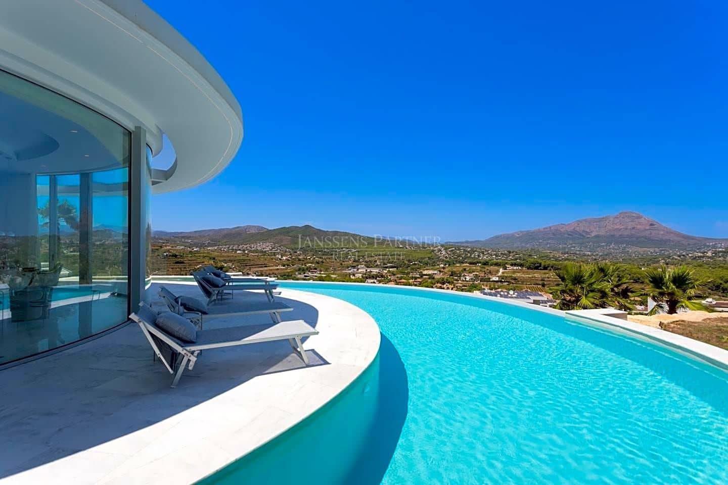 4 soverom Villa til salgs i Javea / Xabia med svømmebasseng - € 2 950 000 (Ref: 7784860)