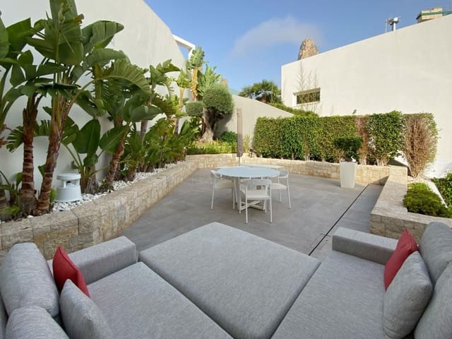 3 Zimmer Villa zu verkaufen in Calpe / Calp - 2.980.000 € (Ref: 7784881)