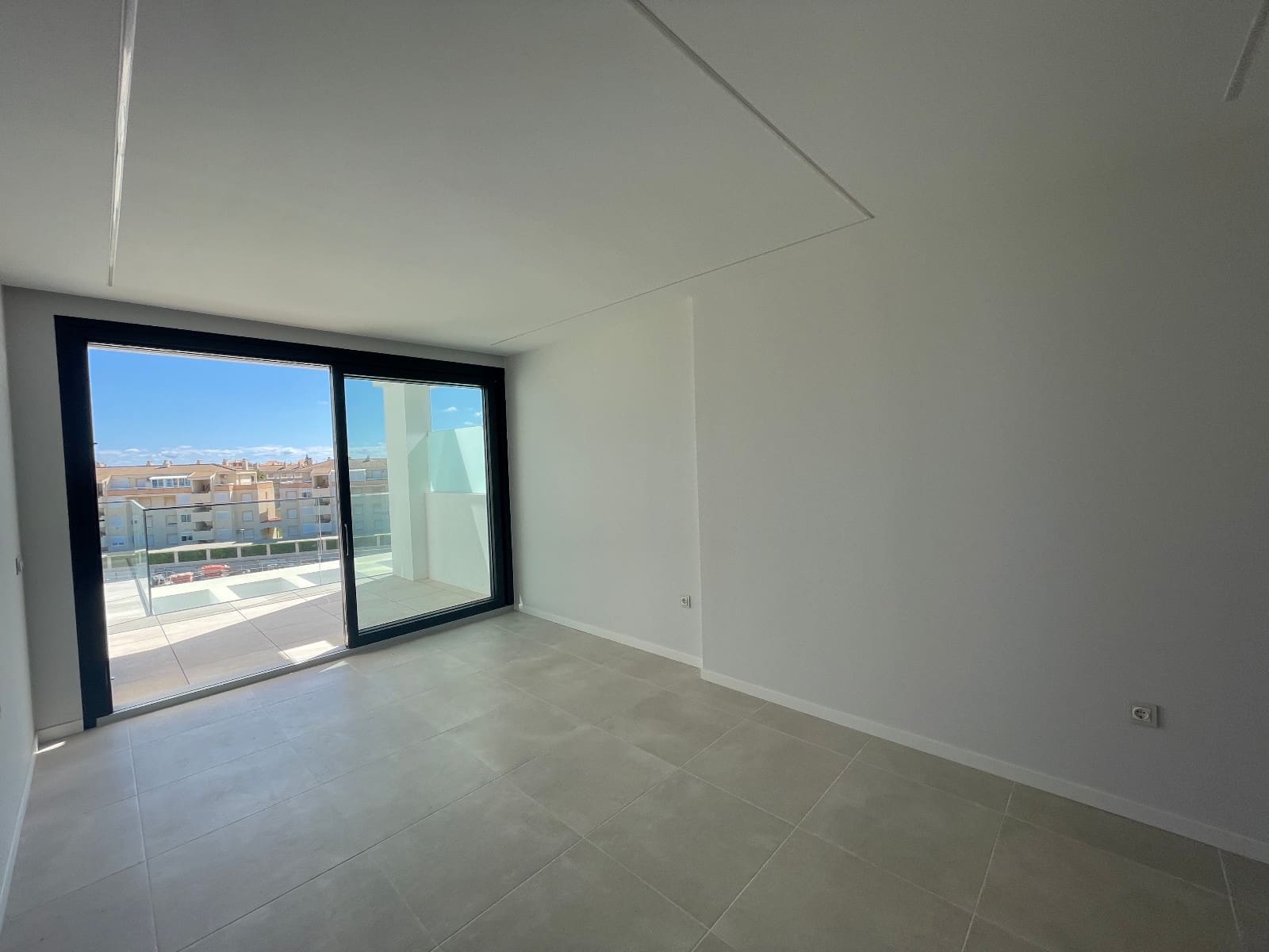 3 slaapkamer Penthouse te koop in Denia met zwembad - € 599.000 (Ref: 7817876)