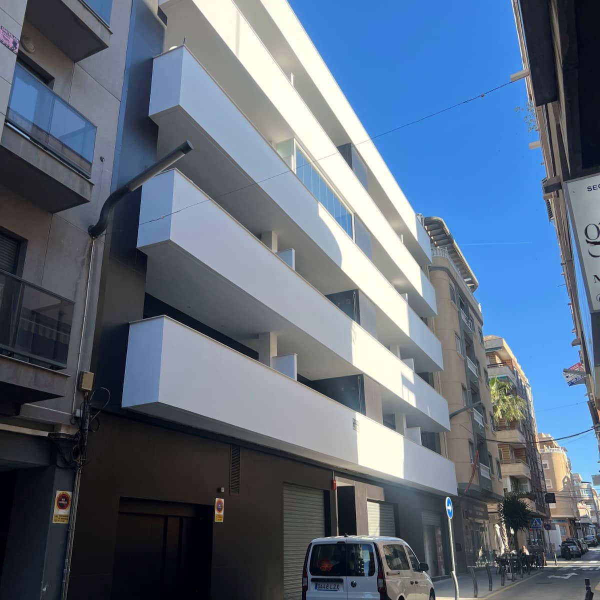 3 sypialnia Apartament na kwatery wakacyjne w Torrevieja z basenem garażem - 595 € (Ref: 8057494)