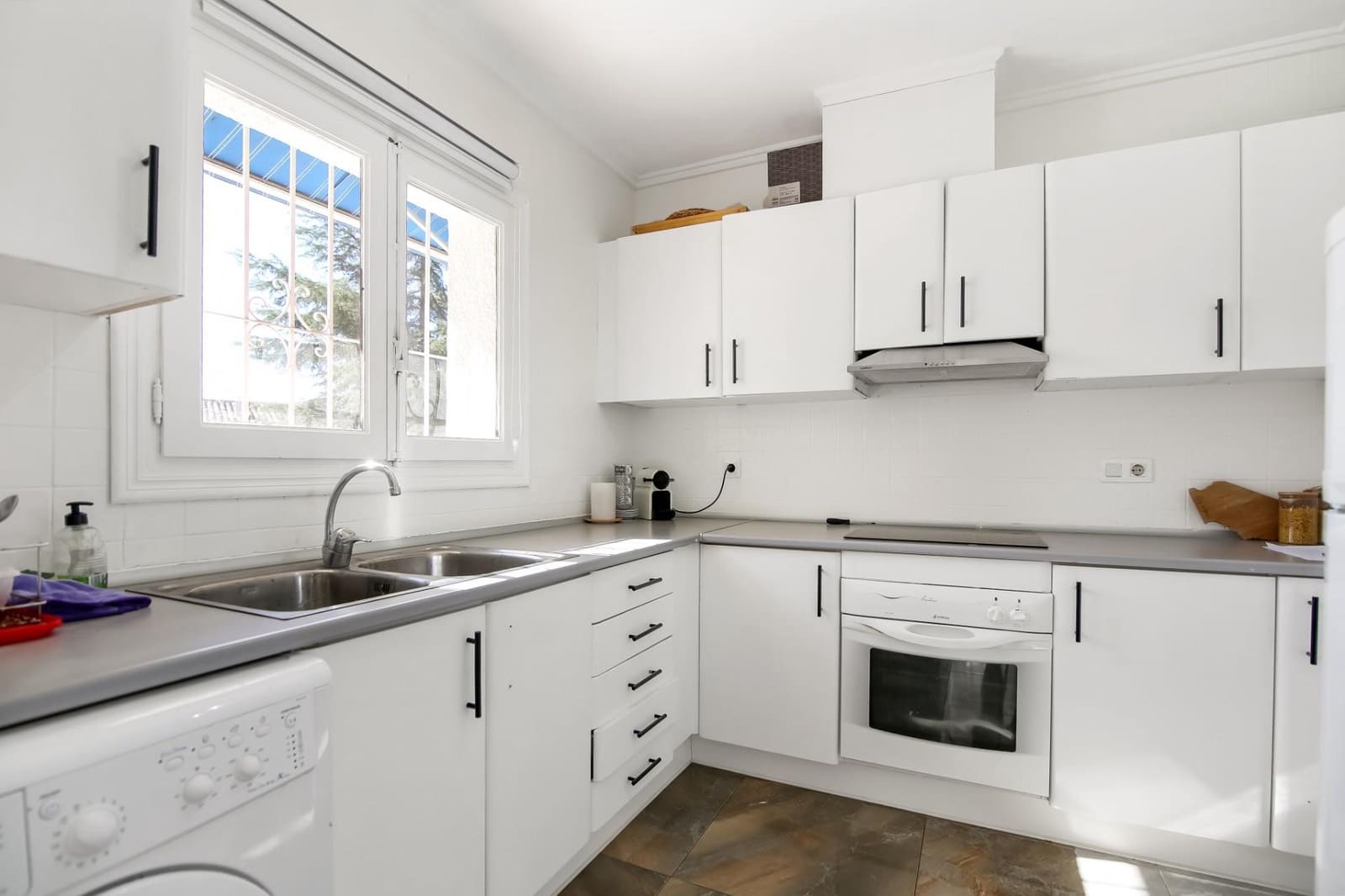 2 bedroom Villa for sale in Moraira with pool - € 550,000 (Ref: 8094742)