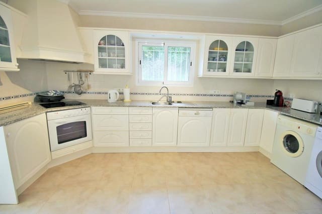 Chalet de 2 habitaciones en Dénia en venta con piscina - 575.000 € (Ref: 8129108)