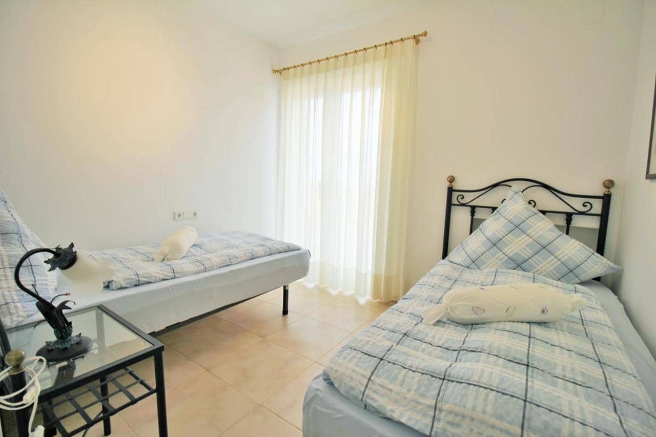 Chalet de 2 habitaciones en Dénia en venta con piscina - 575.000 € (Ref: 8129108)