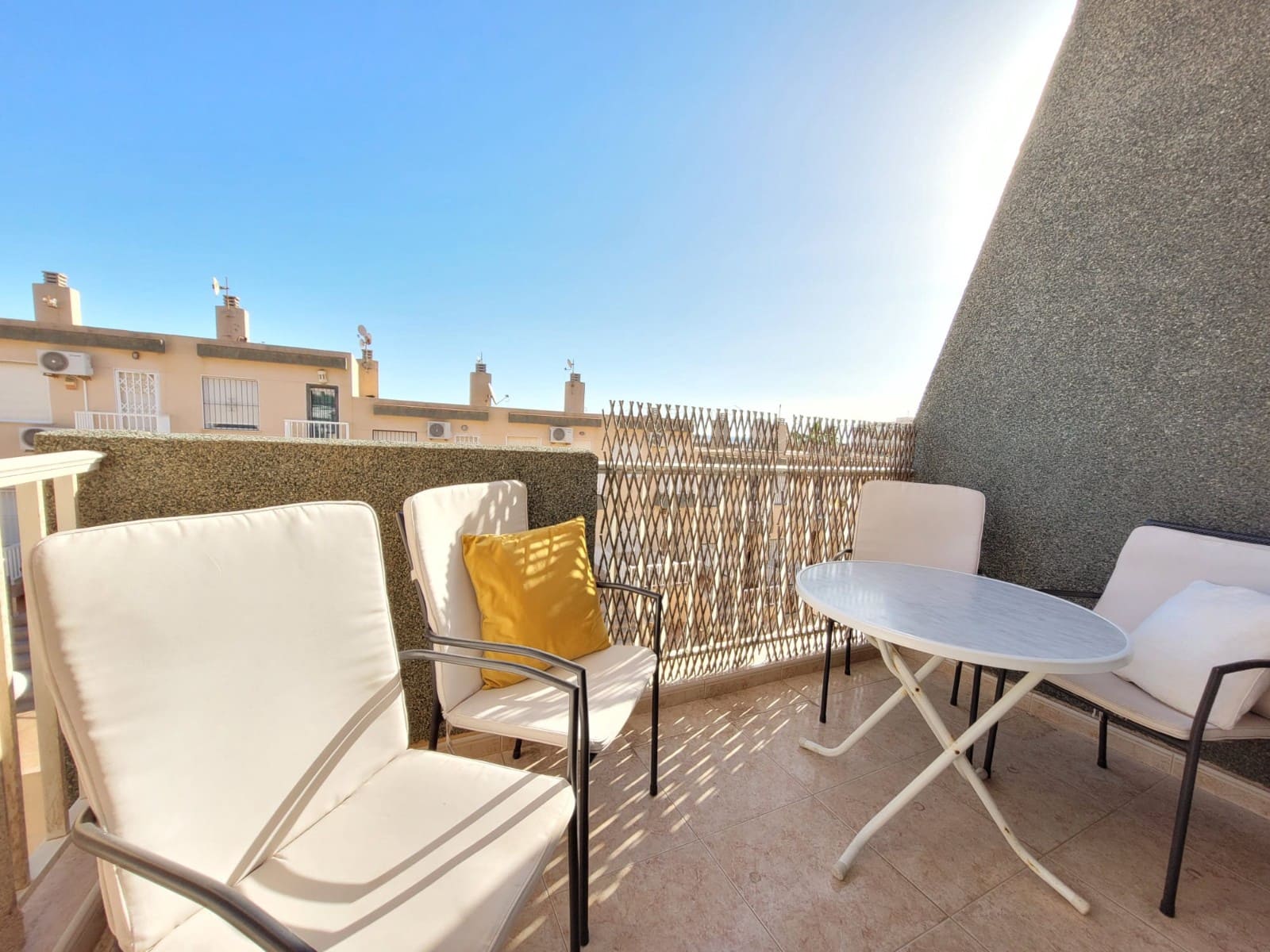 2 camera da letto Appartamento sulla Spiaggia da affitare come casa vacanza in La Mata con piscina garage - 385 € (Rif: 8131508)