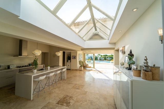 5 chambre Finca/Maison de Campagne à vendre à Dénia avec piscine - 1 095 000 € (Ref: 8133284)