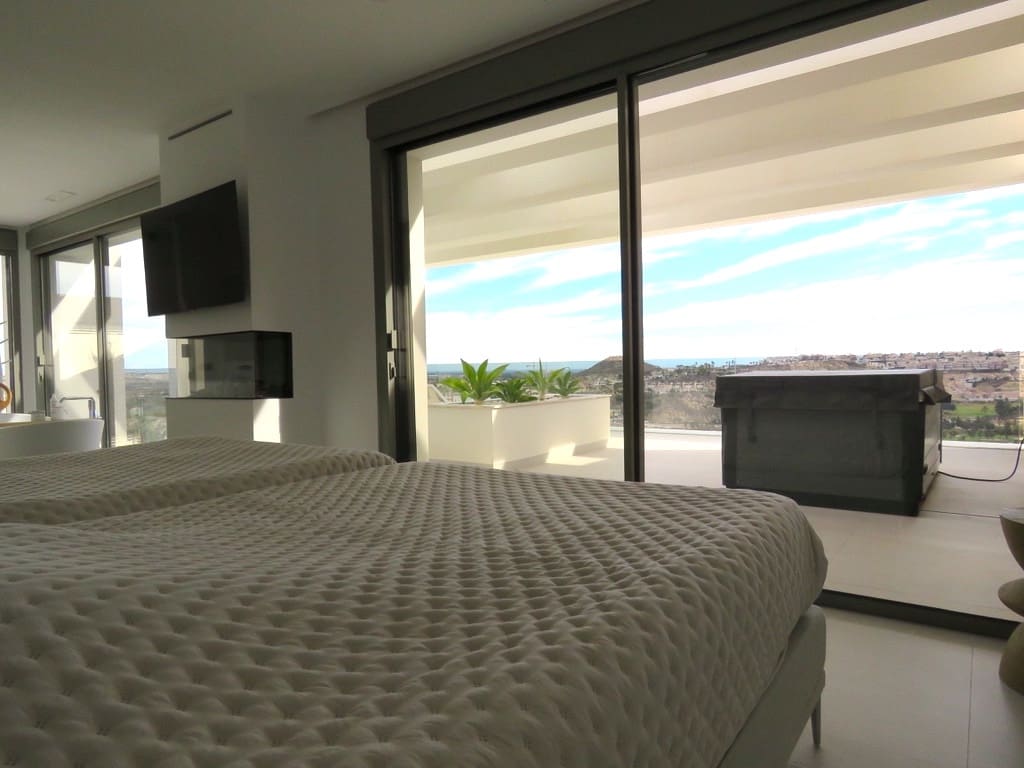 4 chambre Villa/Maison à vendre à Ciudad Quesada avec piscine garage - 1 799 000 € (Ref: 8134614)