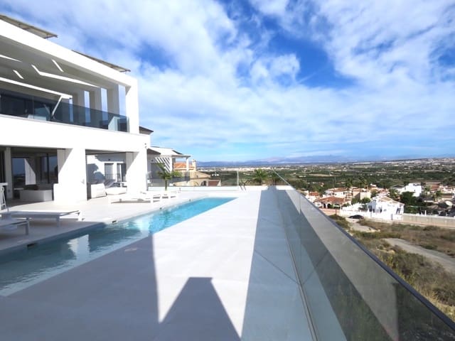 4 chambre Villa/Maison à vendre à Ciudad Quesada, Rojales avec piscine garage - 1 799 000 € (Ref: 8134614)