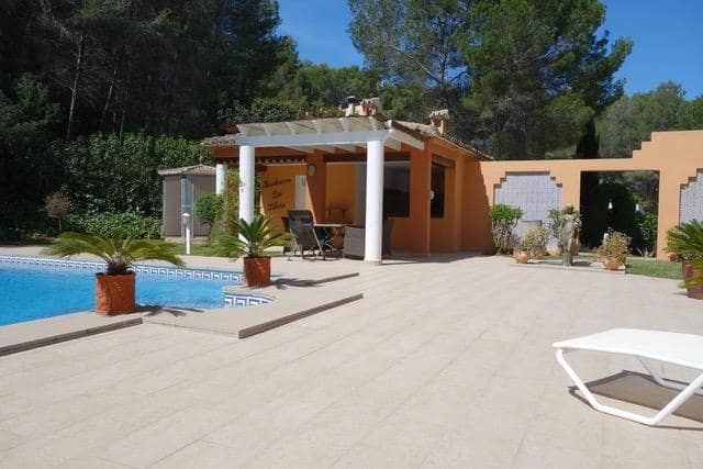 4 slaapkamer Finca/Landhuis te koop in Dénia met zwembad - € 1.360.000 (Ref: 8166499)