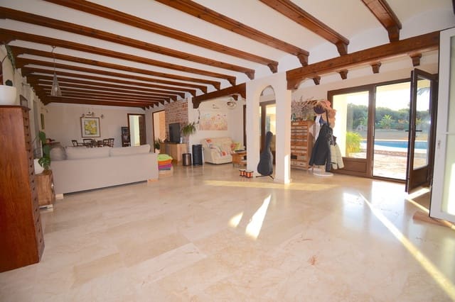 5 slaapkamer Finca/Landhuis te koop in Dénia met zwembad - € 895.000 (Ref: 8166509)
