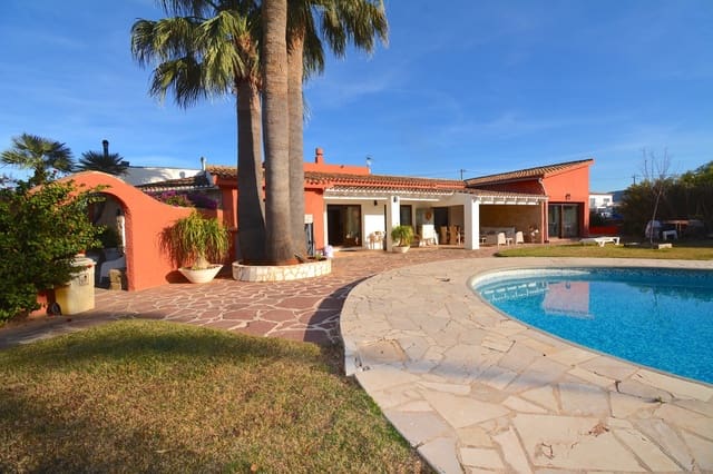 5 slaapkamer Finca/Landhuis te koop in Dénia met zwembad - € 895.000 (Ref: 8166509)