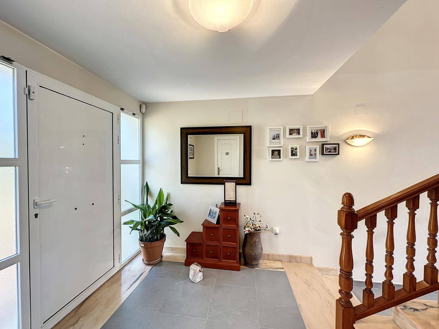 4 bedroom Villa for sale in Moraira with pool - € 750,000 (Ref: 8166514)