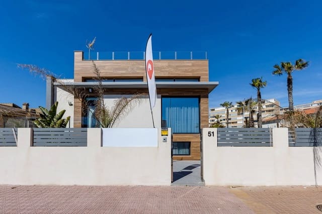 4 makuuhuone Huvila myytävänä paikassa La Mata, Torrevieja mukana uima-altaan - 940 000 € (Ref: 8210742)