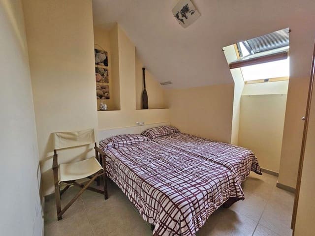 3 slaapkamer Penthouse te koop in Dénia met zwembad - € 485.000 (Ref: 8299975)