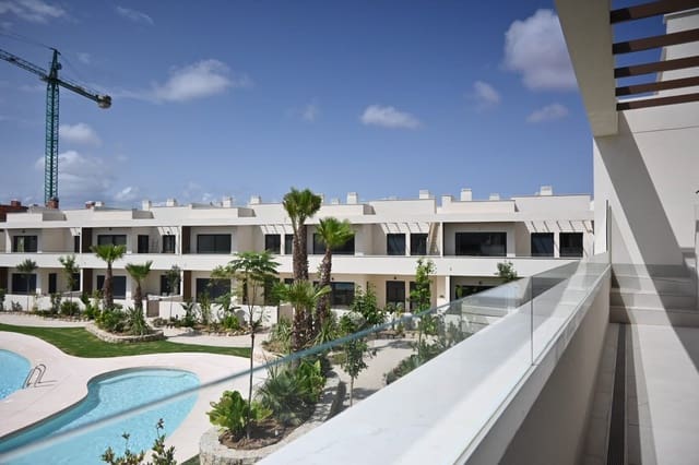 Apartamento de 2 habitaciones en Torrevieja en venta con piscina - 330.000 € (Ref: 8299981)