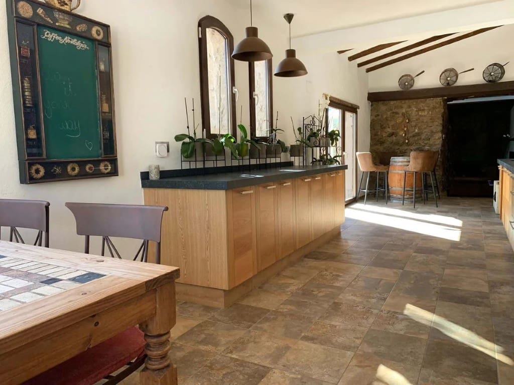 5 soveværelse Finca/Landehus til salg i Jalon / Xalo med swimmingpool - € 1.295.000 (Ref: 8299989)