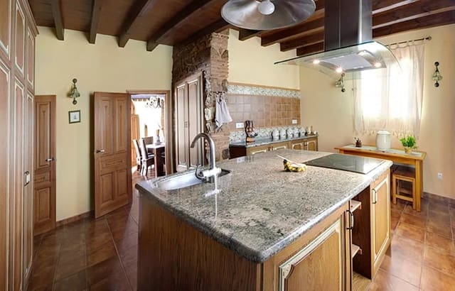 12 slaapkamer Finca/Landhuis te koop in Jalón / Xaló met zwembad - € 1.550.000 (Ref: 8299990)