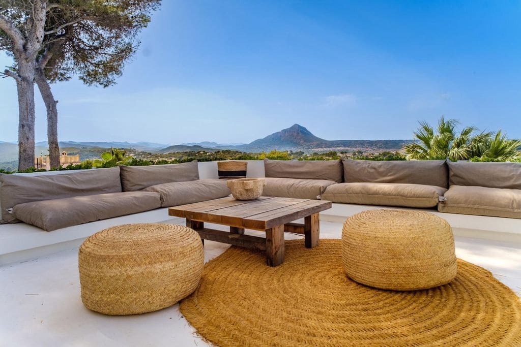 4 bedroom Villa for sale in Javea / Xabia with pool - € 1,295,000 (Ref: 8300002)