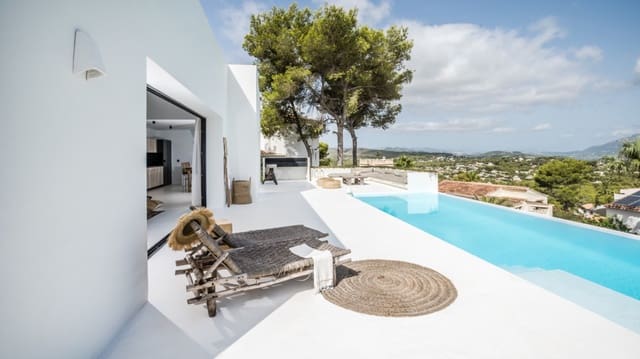 4 bedroom Villa for sale in Javea / Xàbia with pool - € 1,295,000 (Ref: 8300002)