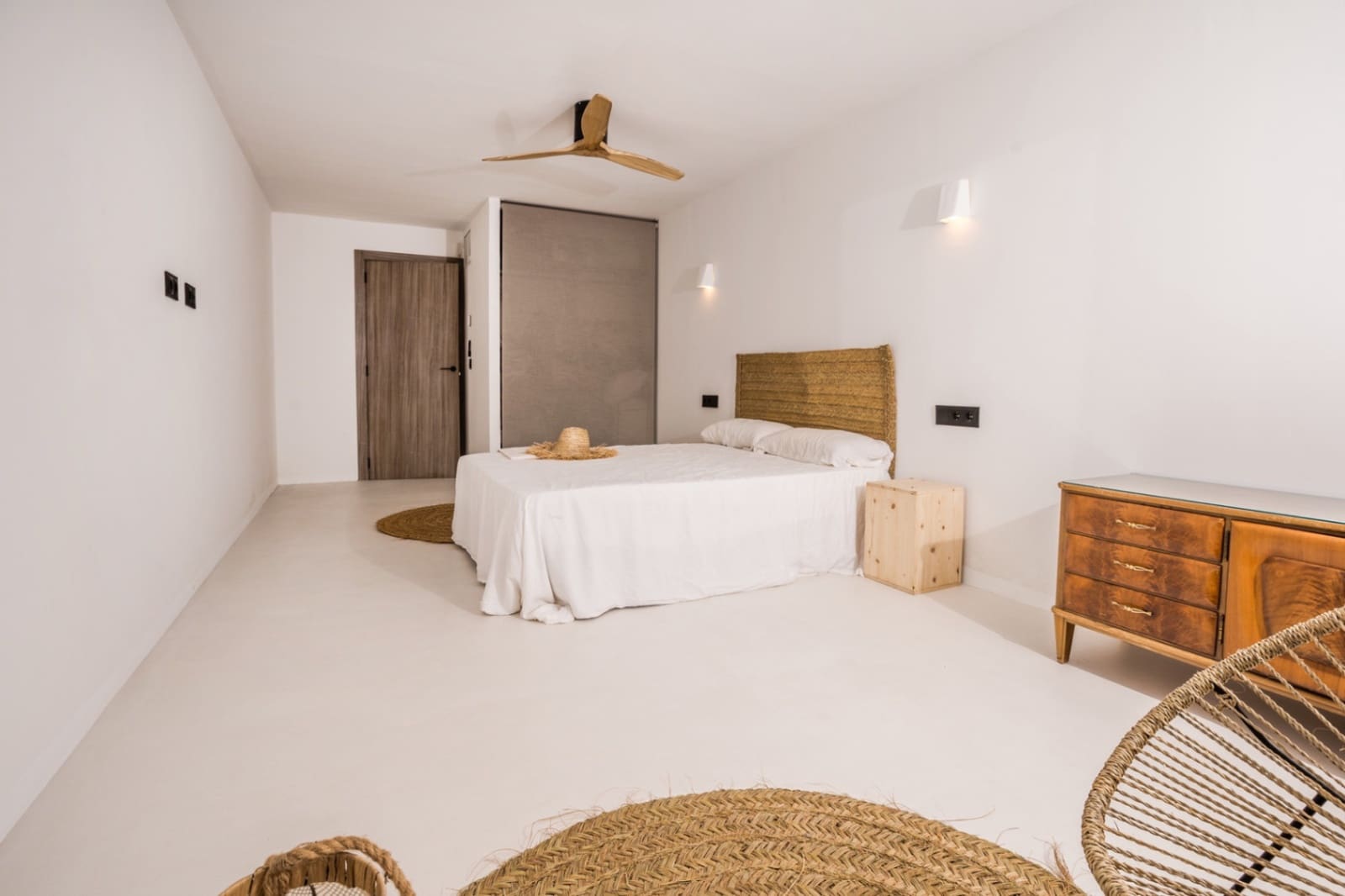 4 bedroom Villa for sale in Javea / Xabia with pool - € 1,295,000 (Ref: 8300002)