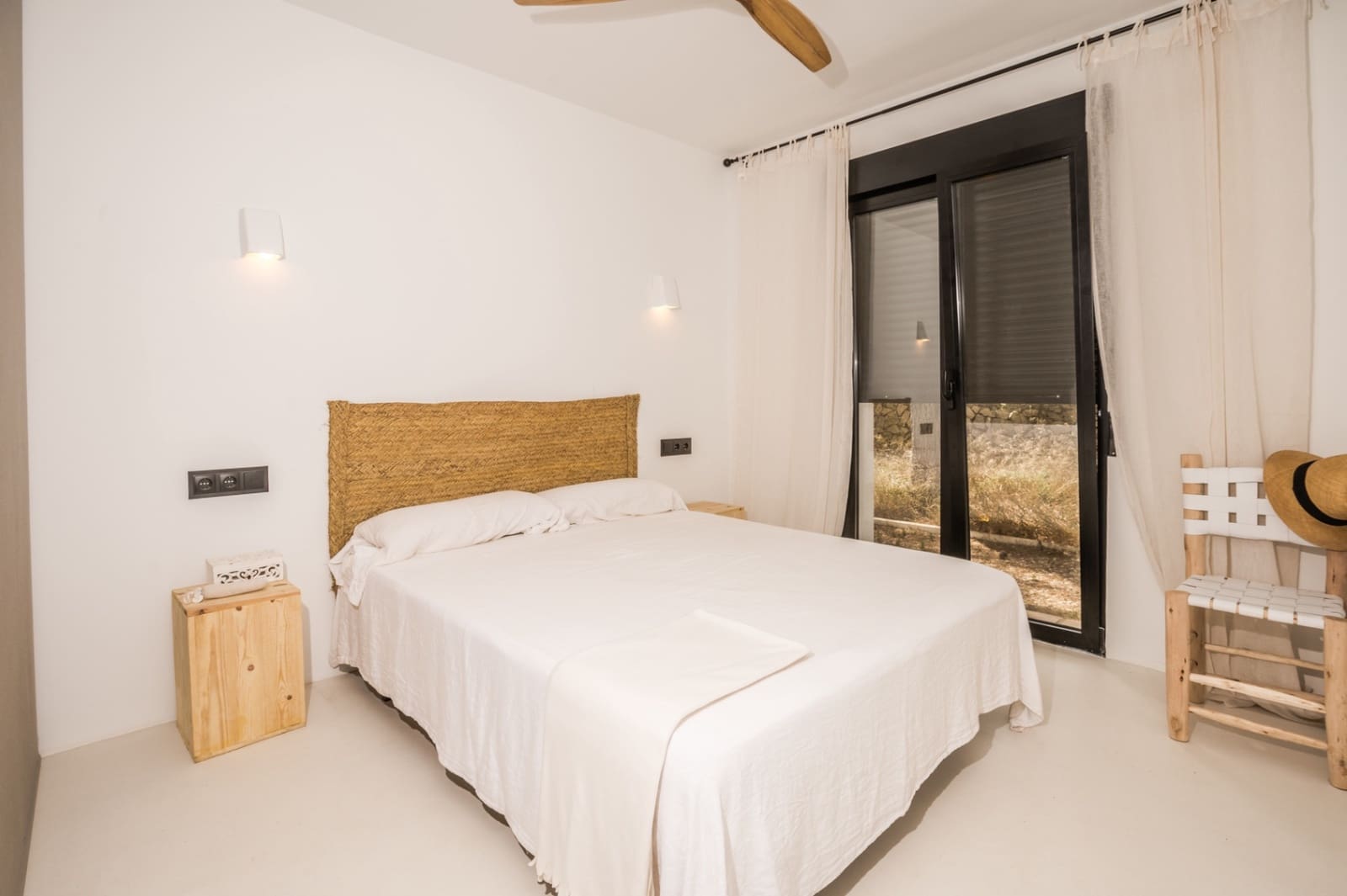 4 bedroom Villa for sale in Javea / Xabia with pool - € 1,295,000 (Ref: 8300002)