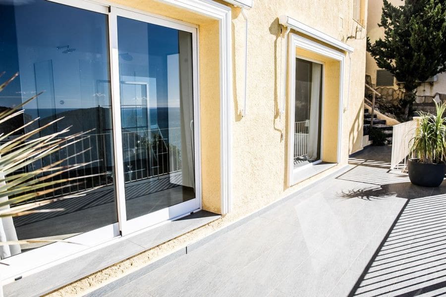 Chalet de 4 habitaciones en Moraira en venta con piscina - 749.000 € (Ref: 8348876)