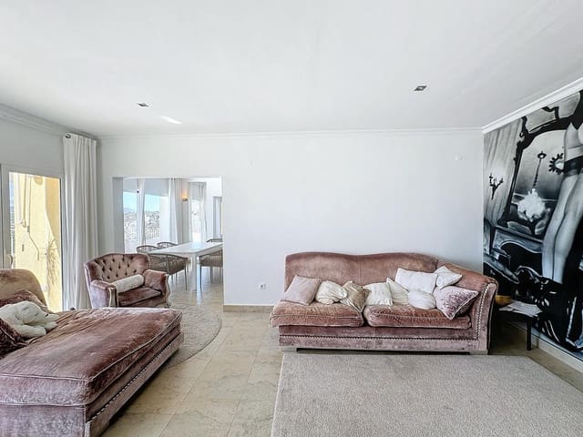 Chalet de 4 habitaciones en Moraira, Teulada-Moraira en venta con piscina - 749.000 € (Ref: 8348876)