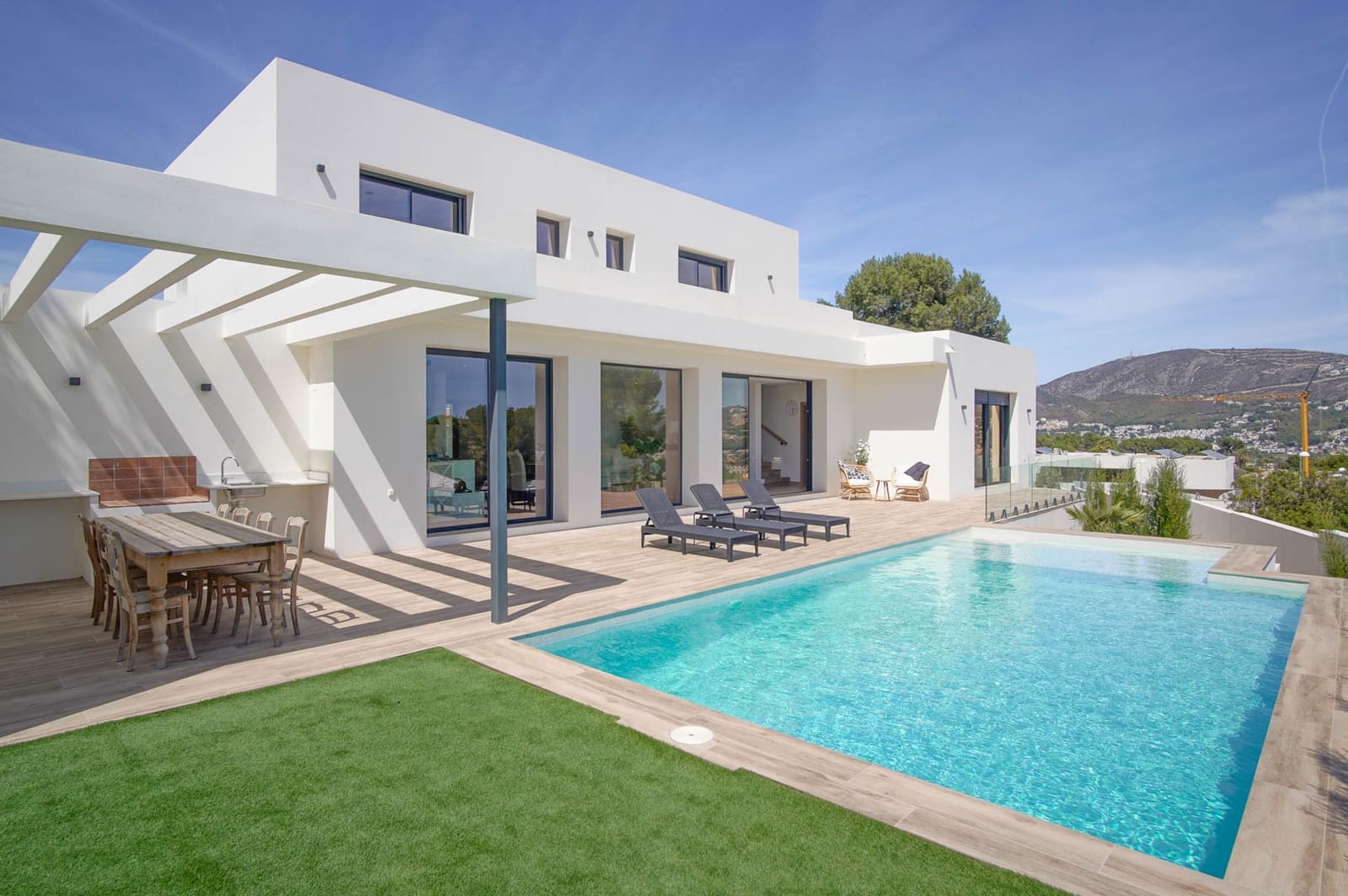 Chalet de 3 habitaciones en Moraira en venta con piscina - 1.635.000 € (Ref: 8410425)