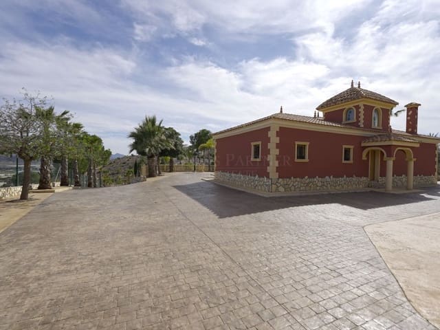 3 Zimmer Villa zu verkaufen in Novelda - 695.000 € (Ref: 8413136)