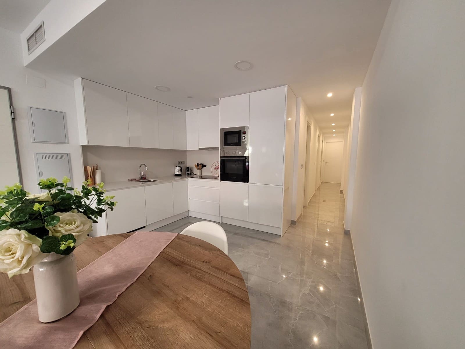 2 bedroom Apartment for holiday rental in Torrevieja with pool - € 525 (Ref: 8447409)