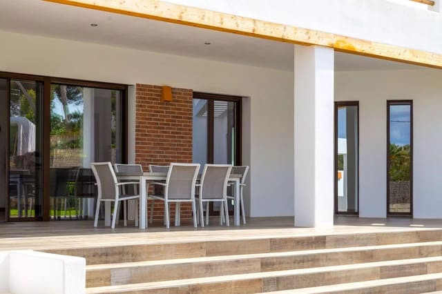 Chalet de 3 habitaciones en Javea / Xàbia en venta con piscina - 1.790.000 € (Ref: 8467174)