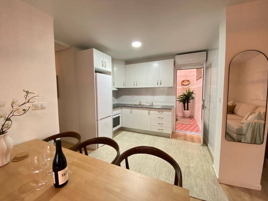 3 bedroom Apartment for holiday rental in Torrevieja - € 560 (Ref: 8468942)