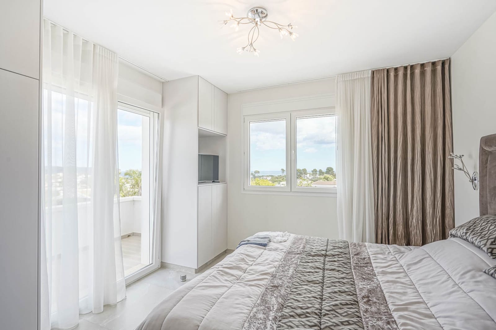 5 makuuhuone Huvila myytävänä paikassa Javea / Xabia mukana uima-altaan - 1 500 000 € (Ref: 8469274)