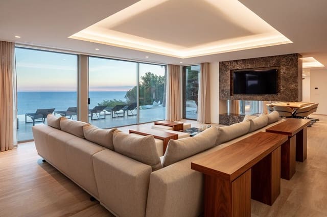 5 bedroom Villa for sale in Javea / Xàbia with pool - € 7,990,000 (Ref: 8469954)