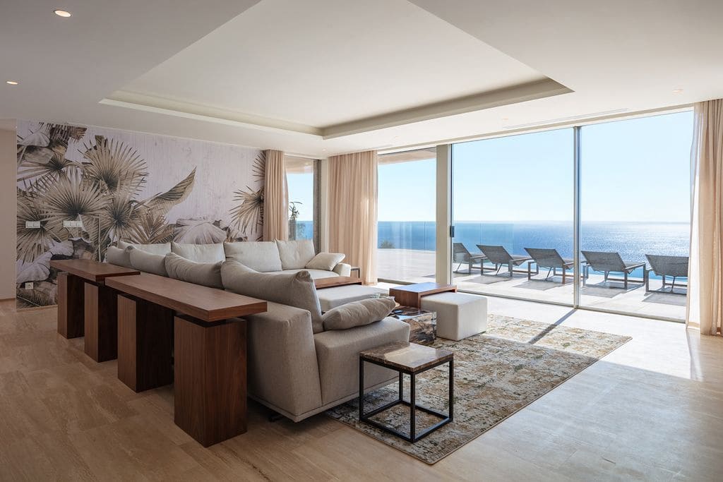 5 bedroom Villa for sale in Javea / Xabia with pool - € 7,990,000 (Ref: 8469954)