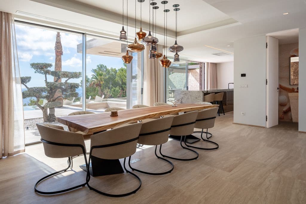 5 bedroom Villa for sale in Javea / Xabia with pool - € 7,990,000 (Ref: 8469954)