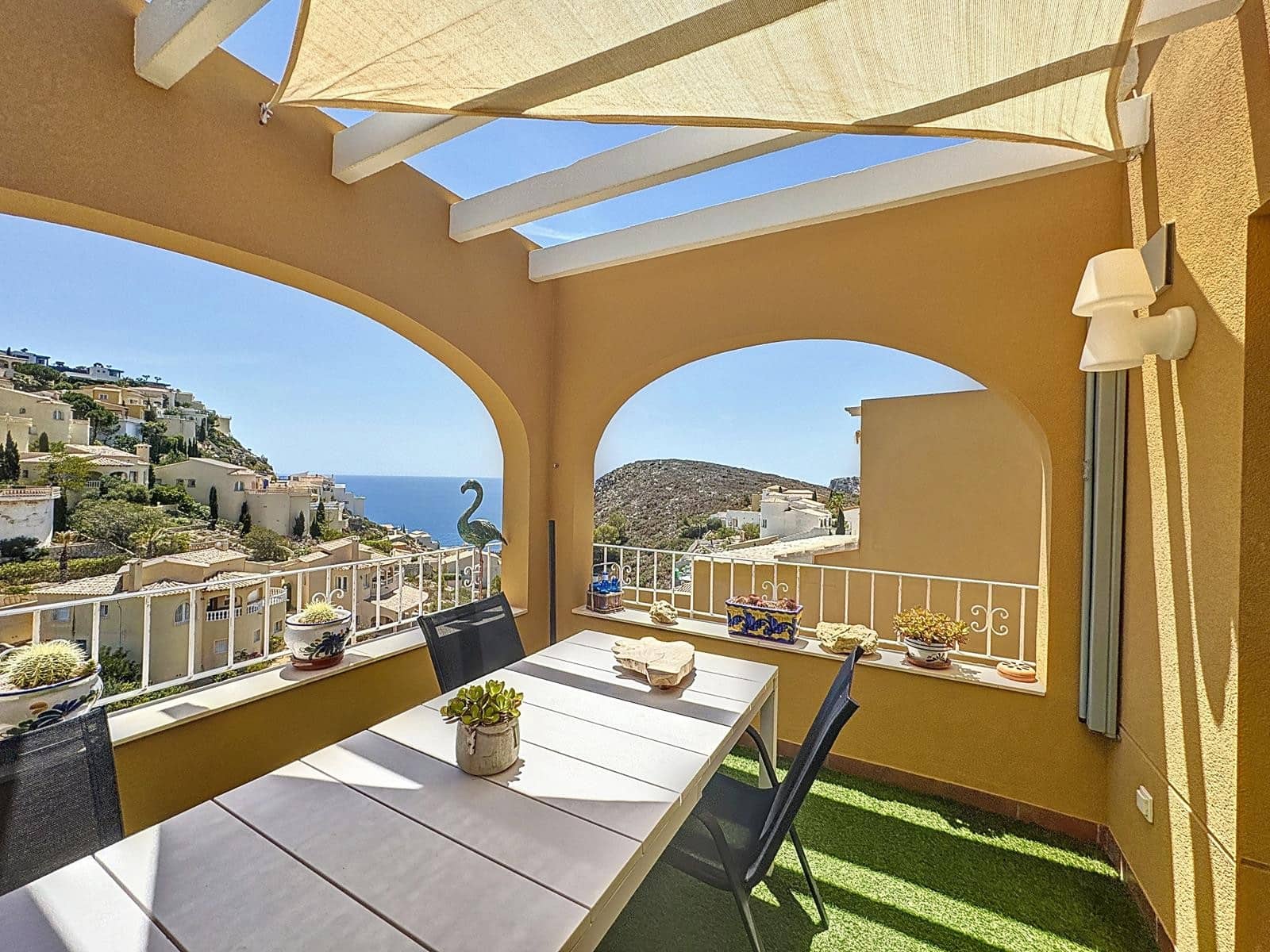 2 soverom Penthouse til salgs i Moraira med svømmebasseng - € 315 000 (Ref: 8473021)